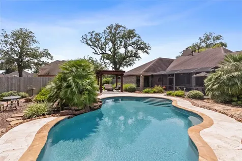 55 Canyon Oak Court Lake Jackson TX 77566