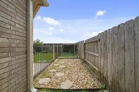 1703 Pickford Knolls Lane Katy TX 77423