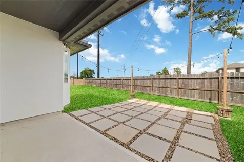 1911 Hickory Grove Lane Tomball TX 77375