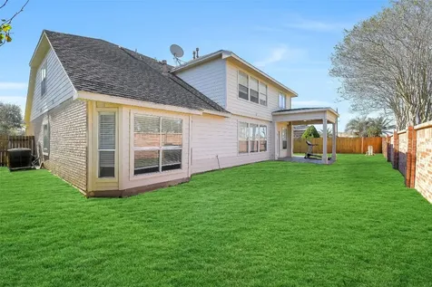12426 Shadowpoint Drive Houston TX 77082