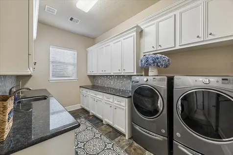 7602 Kings River Lane Kingwood TX 77346