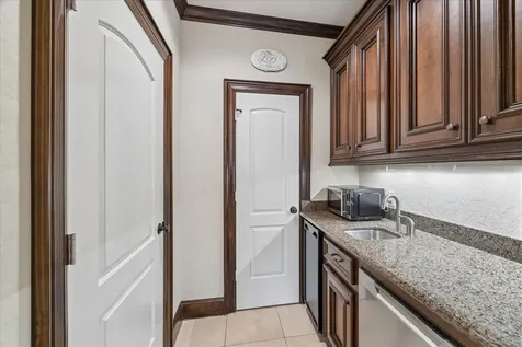 7602 Kings River Lane Kingwood TX 77346