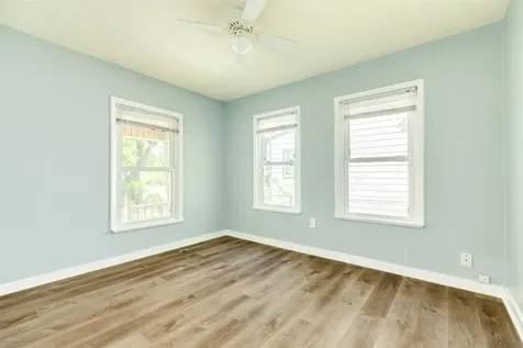 302 W 8th Street A Freeport TX 77541