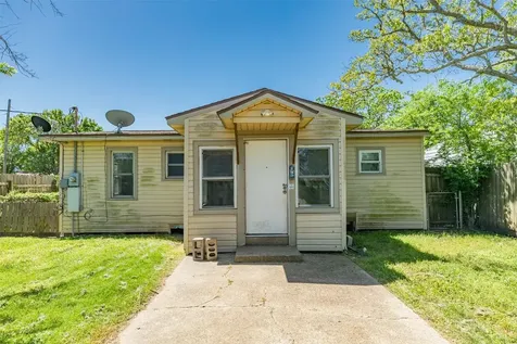 302 W 8th Street A Freeport TX 77541