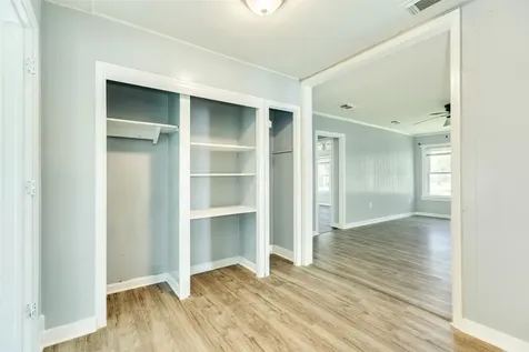 302 W 8th Street A Freeport TX 77541
