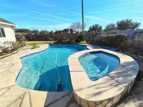 5515 Dawnington Place Sugar Land TX 77479
