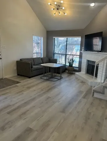 3130 Walnut Bend Ln Lane 424 Houston TX 77042
