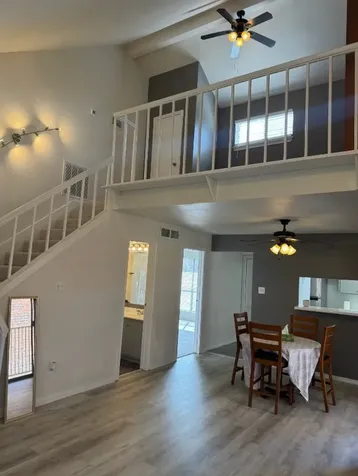 3130 Walnut Bend Ln Lane 424 Houston TX 77042