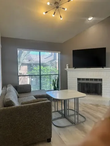 3130 Walnut Bend Ln Lane 424 Houston TX 77042