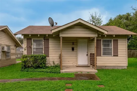 700 Gray Street 2 Huntsville TX 77320