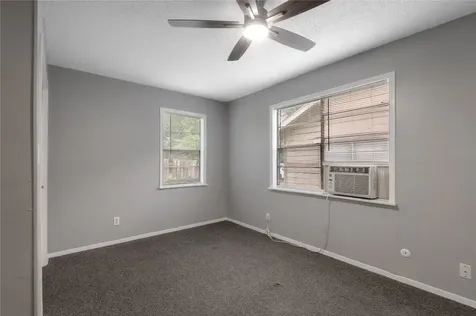 700 Gray Street 2 Huntsville TX 77320