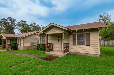 700 Gray Street 2 Huntsville TX 77320