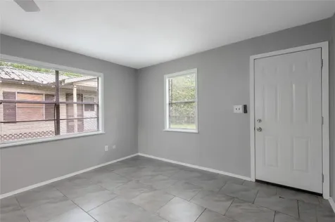 700 Gray Street 2 Huntsville TX 77320