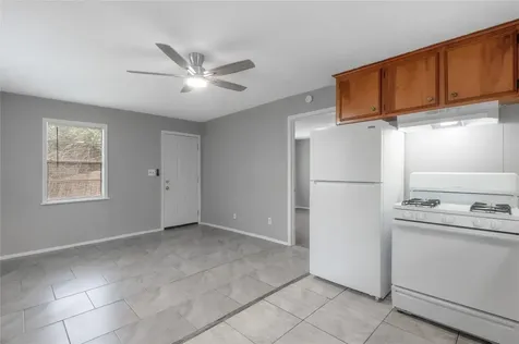 700 Gray Street 2 Huntsville TX 77320