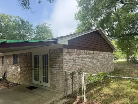 1821 Live Oak Drive Conroe TX 77301