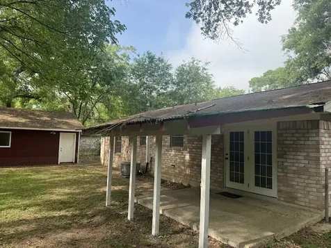1821 Live Oak Drive Conroe TX 77301