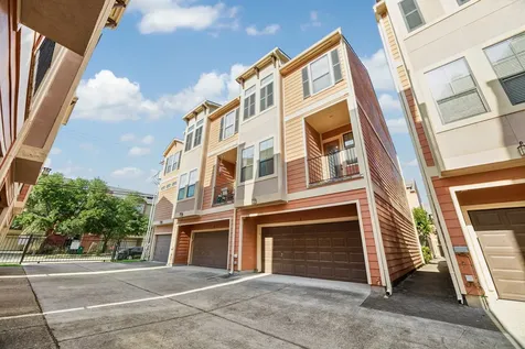 1046 W 23rd Street C Houston TX 77008