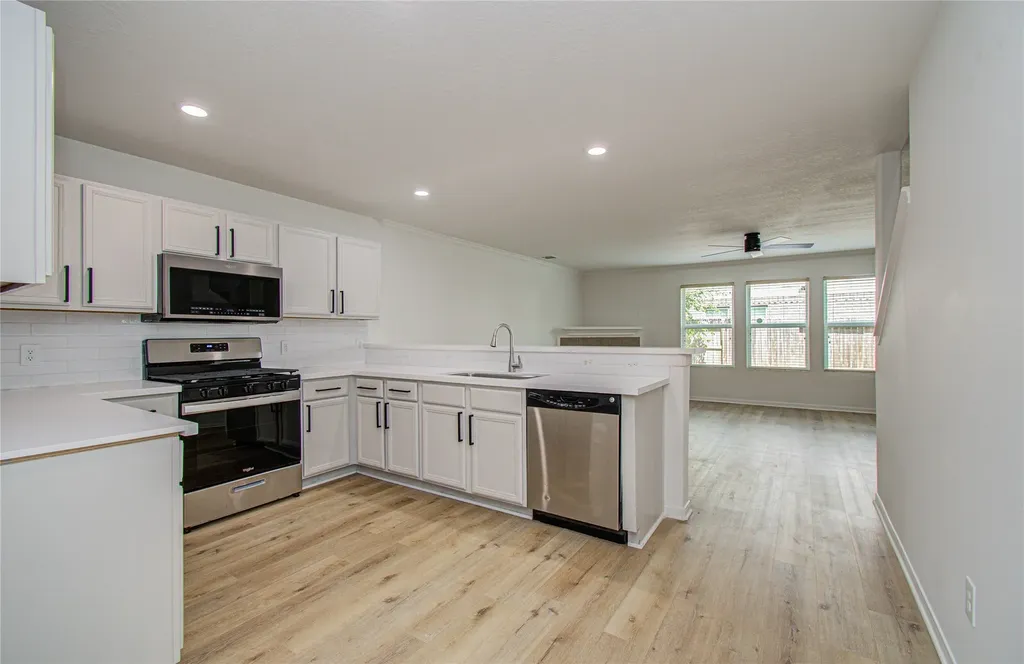 2750 Magnolia Hill Trail Houston TX 77038