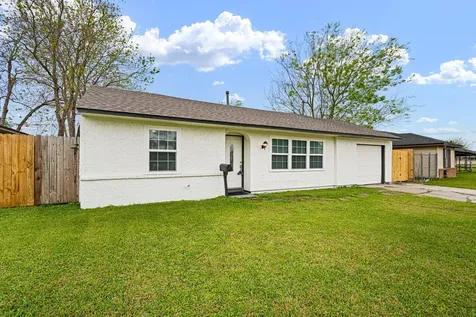 1426 Shawnee Street Houston TX 77034