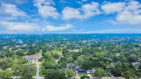 511 Kyle Street Sugar Land TX 77478