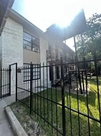 5911 Grace Lane 2 Houston TX 77021