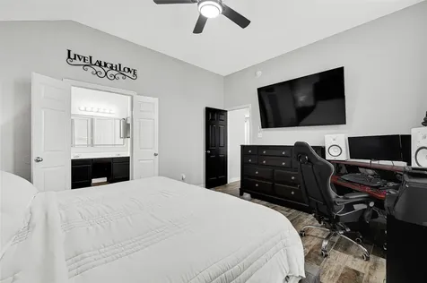 174 Horn Court Baytown TX 77523