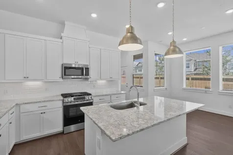 10102 Sonoran Valley Court Iowa Colony TX 77583