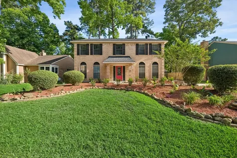 2710 Golden Leaf Drive Houston TX 77339