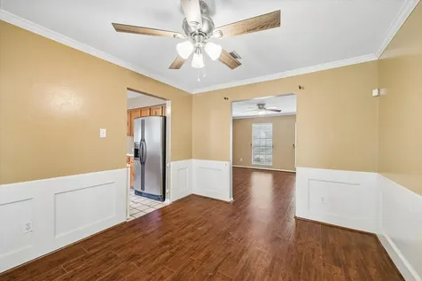 2710 Golden Leaf Drive Houston TX 77339