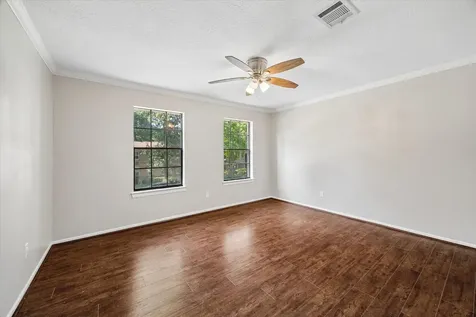 2710 Golden Leaf Drive Houston TX 77339