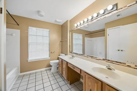 2710 Golden Leaf Drive Houston TX 77339