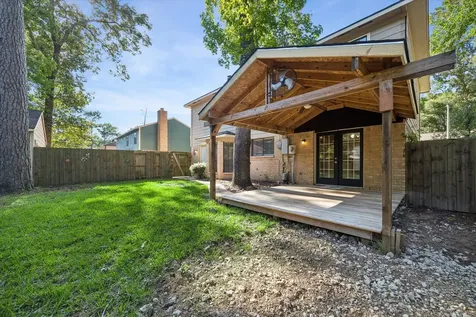 2710 Golden Leaf Drive Houston TX 77339