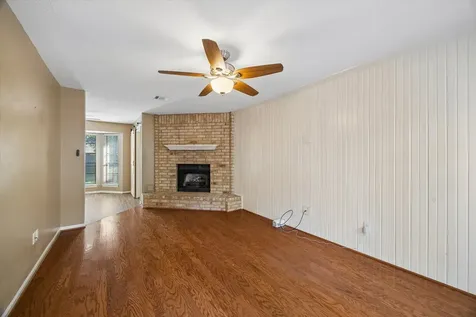 2710 Golden Leaf Drive Houston TX 77339