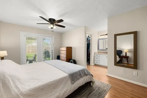 505 Lochnell Drive Houston TX 77062
