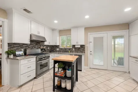 505 Lochnell Drive Houston TX 77062