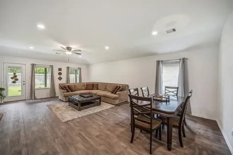 25038 Lindsey Lane Magnolia TX 77354
