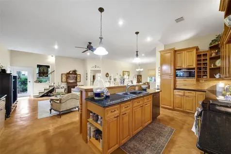 1923 Tucumcari Drive Houston TX 77090