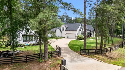 568 Pelican Street Magnolia TX 77355