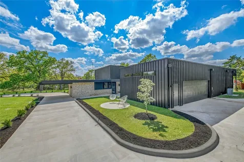748 S Rosemary Drive Bryan TX 77802