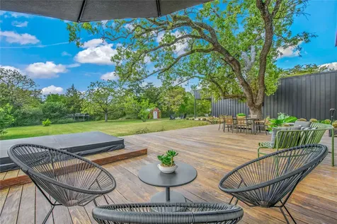 748 S Rosemary Drive Bryan TX 77802