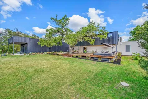748 S Rosemary Drive Bryan TX 77802