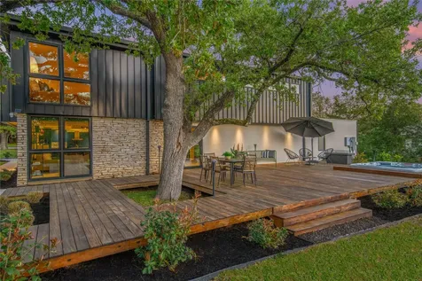 748 S Rosemary Drive Bryan TX 77802