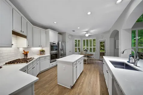 63 Silver Bayou Court Conroe TX 77384