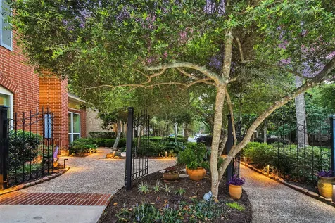 63 Silver Bayou Court Conroe TX 77384