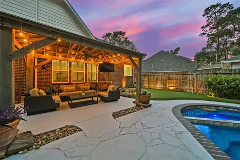 63 Silver Bayou Court Conroe TX 77384