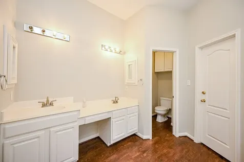 12210 Ferncrest Court Houston TX 77070