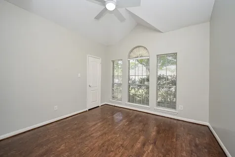 12210 Ferncrest Court Houston TX 77070