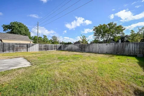 12210 Ferncrest Court Houston TX 77070