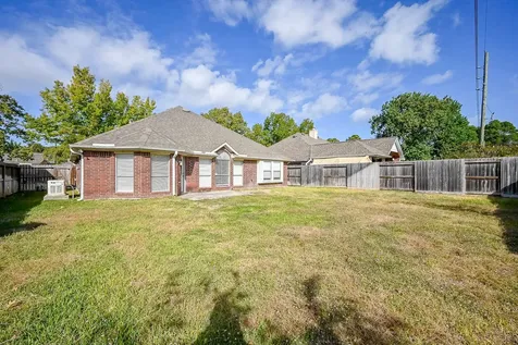 12210 Ferncrest Court Houston TX 77070