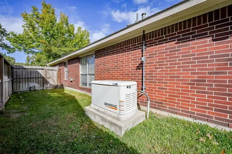 12210 Ferncrest Court Houston TX 77070